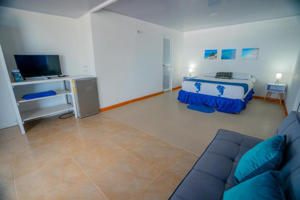 Hotel El Pirata Morgan Fresh Water Bay Esterno foto